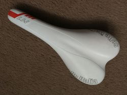 Prodam sedlo Selle Italia X1