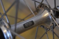 Retro components (Araya, shimano, maxxis)
