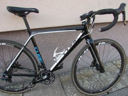 Cube Cross Race