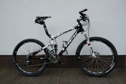 celoodpružené horské kolo Trek TOP FUEL 9.9 CLV