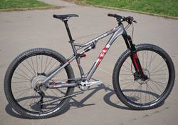 NOVÝ ROTWILD 29" XC/TRAILBIKE VEL. M/L XT/SLX 1X11 TUBELESS 12,7 KG!!!