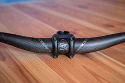 Kokpit RaceFace Aeffect 780mm + 50mm