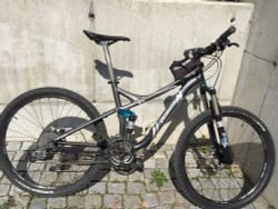 Celoodpružený Specialized Safire 26", vel. M