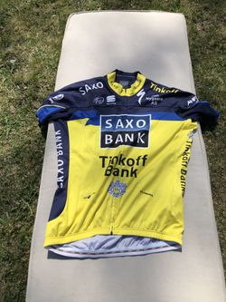 Prodán téměř nepoužívaný komplet SAXO BANK