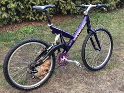 horské kolo Cannondale Super V900 karbon KULTOVKA