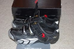 Nové boty na MTB SPECIALIZED MTB COMP vel. 38 stélka 24,5 cm