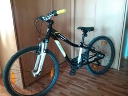 Pěkné kolo 24" specialized