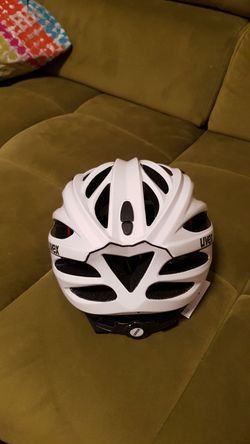 Helma Uvex Boss Race, nová