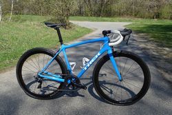 TREK ÉMONDA SLR PROJECT ONE
