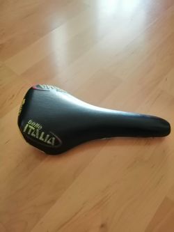 Prodám sedla Selle italia