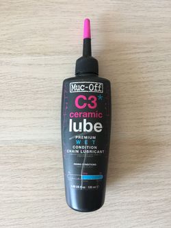 Muc-Off C3 ceramic lube WET + UV svítilnu