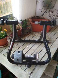 Trenažer BlackburnTrakStand Mag Trainer