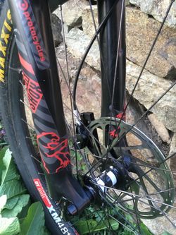 TURNER RFX4 karbon