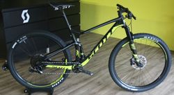 SCOTT Spark RC 900 2018 - lehké závodní celoodpružené kolo s karbonovým rámem - NOVÉ