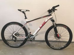 Horské kolo 4Ever Virus XC1 karbon rám19"N