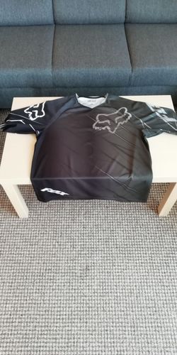 Volný dres FOX