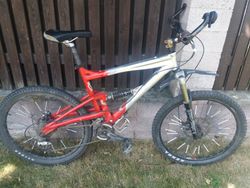 downhill kolo Haro