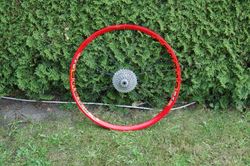 Zadní kolo DT Swiss FR2350 135x10mm 26"