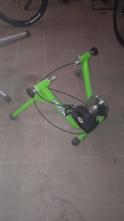 Kurt kinetic magnetic trainer.
