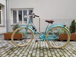 Dámské městské kolo v retro stylu
