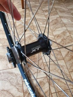Přední zapletené kolo 29" velice dobrý stav Ryde Edge 22mm, Shimano Deore XT