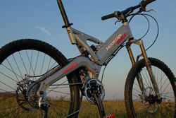 Mountain Cycle San Andreas - legendární bike v bezchybném stavu