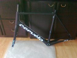 Silniční karbonový rám CERVÉLO R3