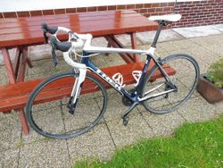 Karbonový Trek Madone 4.7
