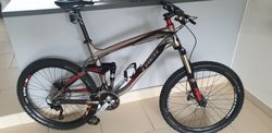 Trek Remedy 8