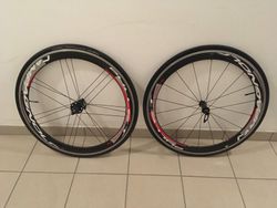 Zapletená kola BULLET ULTRA 50 plášťová