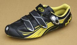 silniční tretry NORTHWAVE Typhoon EVO SBS black-yellow - NOVÉ