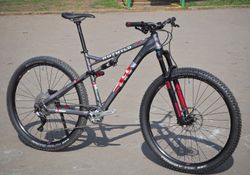 NOVÝ Rotwild 29" trailbike vel. M/L Tubeless XT/SLX 1x11