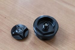 Top cap pro RockShox 32mm - nové