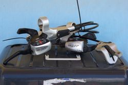 Dualy razeni/brzdy Shimano XT