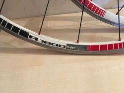 DT Swiss R1800