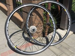 Mavic Aksium