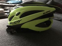 profi cyklistická helma aero zn. Rudy Project