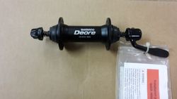 Přední náboj Shimano Deore