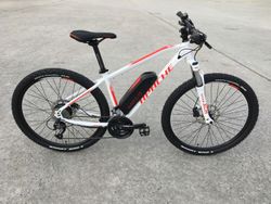 ELEKTROKOLO APACHE MANITOU E5 - průměr kol 27" / velikost rámu 17"