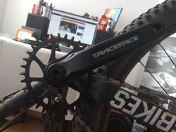 Nové-RACE FACE Æffect BOOST 10/11sp +Převodníky