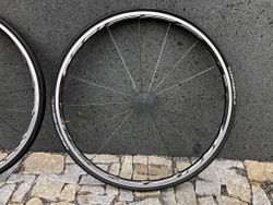 Silniční zapletená kola Shimano WH-RS81