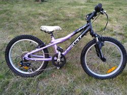 Dívčí kolo GT Scamp 20" purple/black