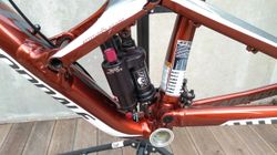 Rám Cannondale Jekyll, velikost M, pro kola 26", Tlumič Fox Dyad