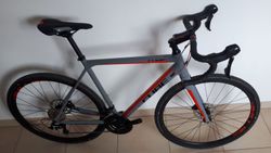 Prodám CX CUBE cross race