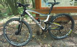 LAPAPIERE XR 529 FULL CARBON - VELKOSŤ - L