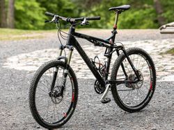 Prodám celoodpružené kolo CUBE AMS 125 The One pro dlouhána