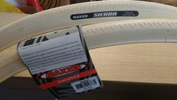 Maxxis Sierra - nové