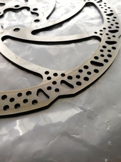 Skoro nový kotouč Tektro 203mm