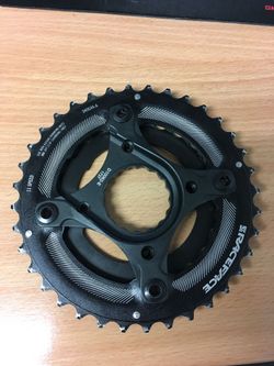 převodníky directmount RACE FACE 36/26 včetně pavouku z klik Race Face Aeffect