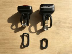 Nová skvělá světla (přední + zadní) Knog Blinder MOB Eyeballer Black